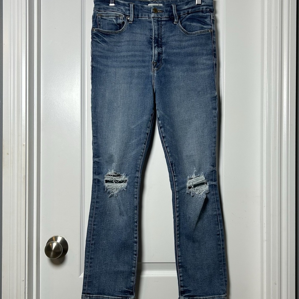 Good American Medium Wash Denim Distressed Knee Mid Rise Skinny Mini Flare Jeans